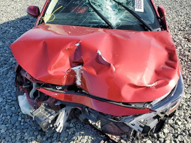 JTDEPRAE5LJ046454 - 2020 TOYOTA COROLLA LE RED photo 11