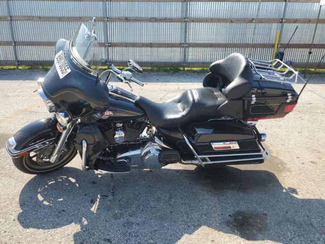 1HD1FC4137Y675486 - 2007 HARLEY-DAVIDSON FLHTCUI BLACK photo 3