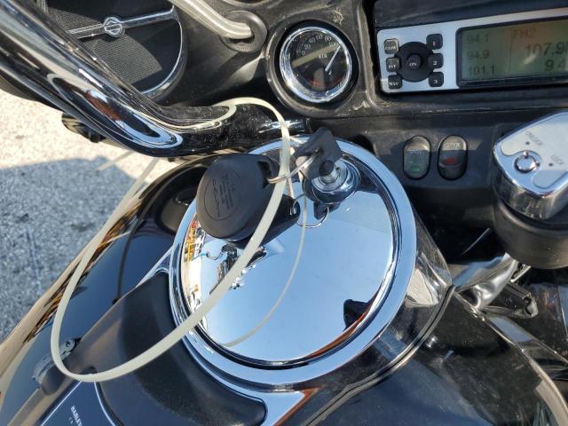 1HD1FC4137Y675486 - 2007 HARLEY-DAVIDSON FLHTCUI BLACK photo 8