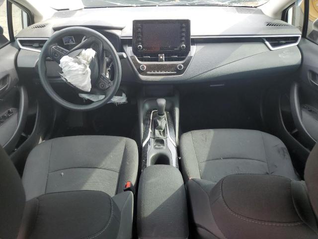 5YFEPMAE6NP377867 - 2022 TOYOTA COROLLA LE Білий фото 8