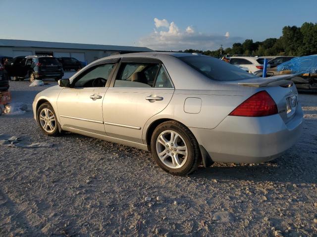 1HGCM568X7A057002 - 2007 HONDA ACCORD EX 银色 照片 2