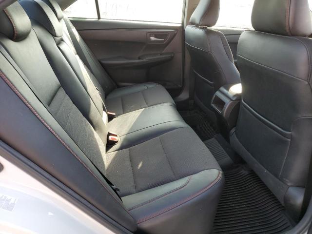 4T1BF1FK2HU452943 - 2017 TOYOTA CAMRY LE WHITE photo 10