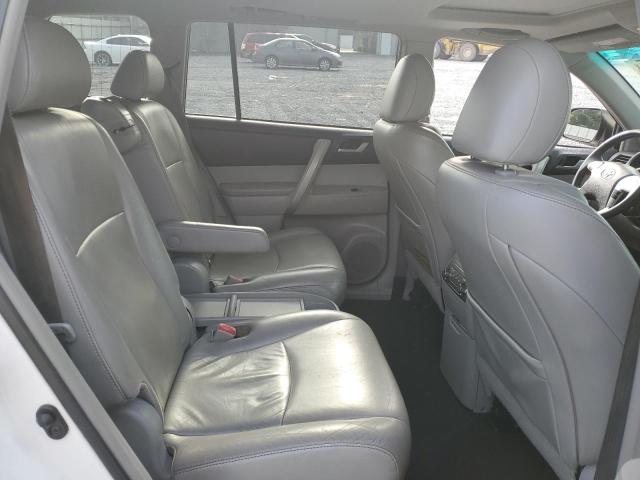 5TDZK3EHXCS062461 - 2012 TOYOTA HIGHLANDER BASE Սպիտակ լուսանկար 11