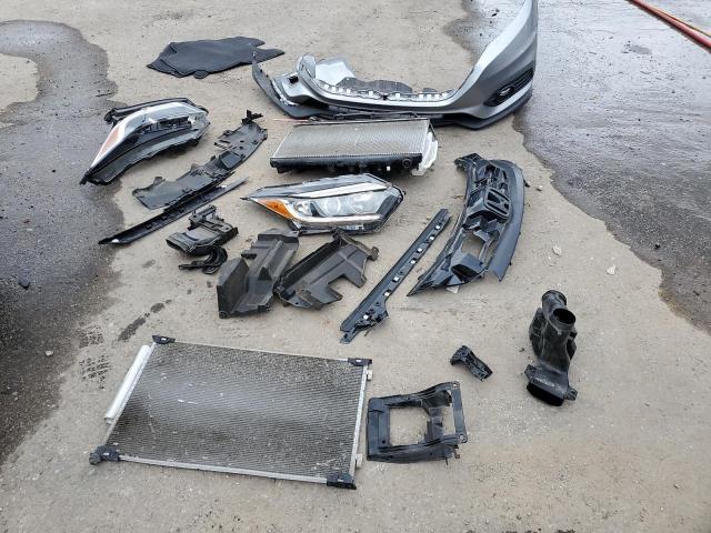 3CZRU6H71LM704526 - 2020 HONDA HR-V EXL SILVER photo 12