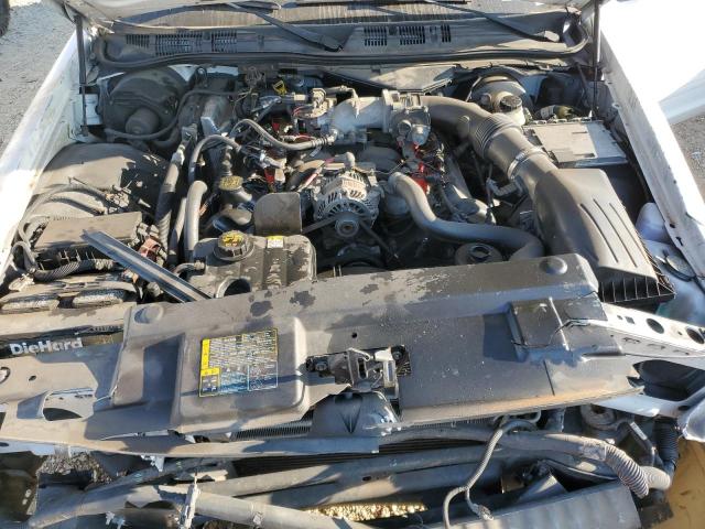 2FABP7BV1BX179522 - 2011 FORD CROWN VICT POLICE INTERCEPTOR WHITE photo 11