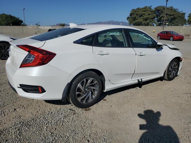 19XFC2F72HE220924 - 2017 HONDA CIVIC EX WHITE photo 3