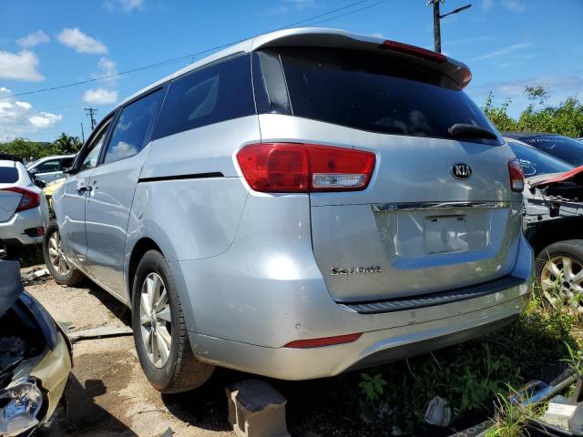 KNDMA5C16H6227217 - 2017 KIA SEDONA L SILVER photo 2