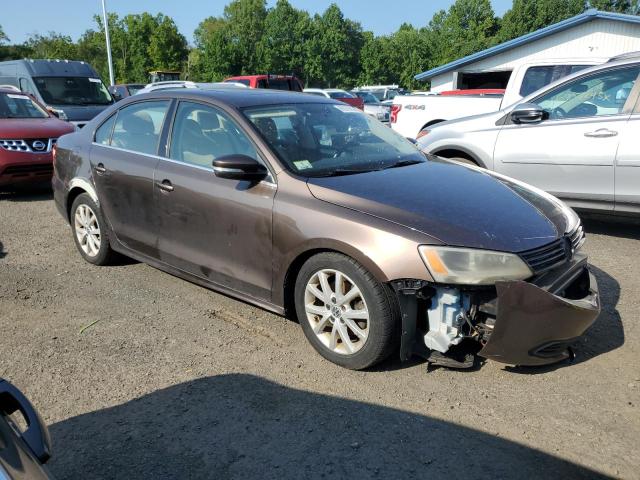 3VWD17AJ2EM410699 - 2014 VOLKSWAGEN JETTA SE TAN photo 4