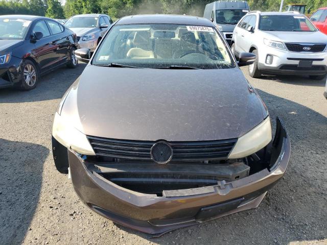 3VWD17AJ2EM410699 - 2014 VOLKSWAGEN JETTA SE TAN photo 5