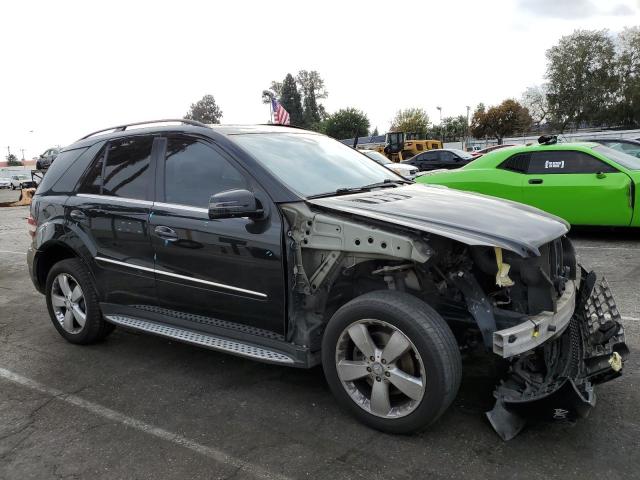 4JGBB8GB7BA729128 - 2011 MERCEDES-BENZ ML 350 4MATIC BLACK photo 4