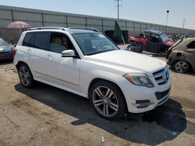 WDCGG8JB2DG072463 - 2013 MERCEDES-BENZ GLK 350 4MATIC WHITE photo 4