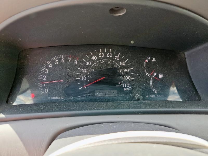 1NXBR32E25Z480353 - 2005 TOYOTA COROLLA CE Silber Foto 9