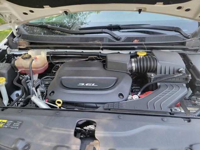 2C4RC1EG2HR677076 - 2017 CHRY PACIFICA TOURING L PLUS WHITE photo 7