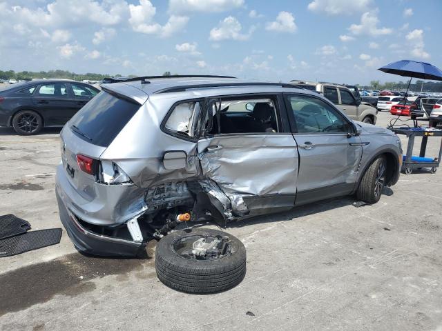 3VVRB7AX0RM231210 - 2024 VOLKSWAGEN TIGUAN S SILVER photo 3