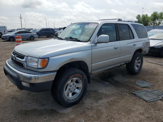 2001 TOYOTA 4RUNNER SR5, 