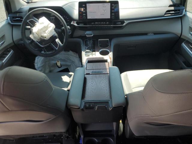 5TDYRKEC9NS135165 - 2022 TOYOTA SIENNA XLE 黑色 照片 8