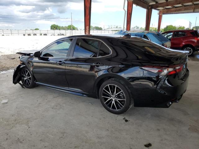 4T1G11AK8PU757888 - 2023 TOYOTA CAMRY SE NIGHT SHADE BLACK photo 2
