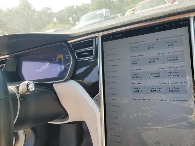 5YJSA1E28HF204337 - 2017 TESLA MODEL S WHITE photo 9