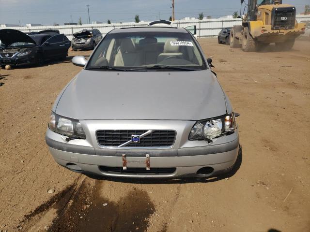 YV1RS61R412049929 - 2001 VOLVO S60 فضي صورة 5