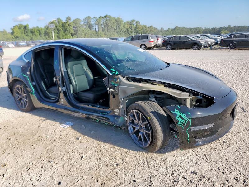 5YJ3E1EA6LF629970 - 2020 TESLA MODEL 3 BLACK photo 4