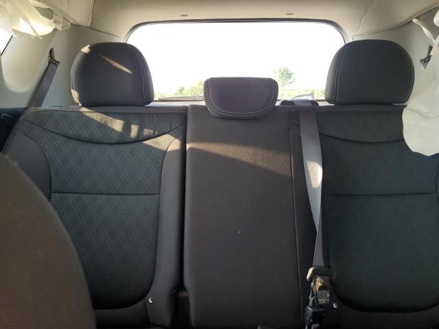 KNDJN2A2XJ7545066 - 2018 KIA SOUL SILVER photo 10