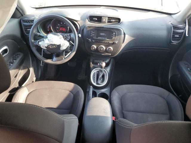 KNDJN2A2XJ7545066 - 2018 KIA SOUL SILVER photo 8