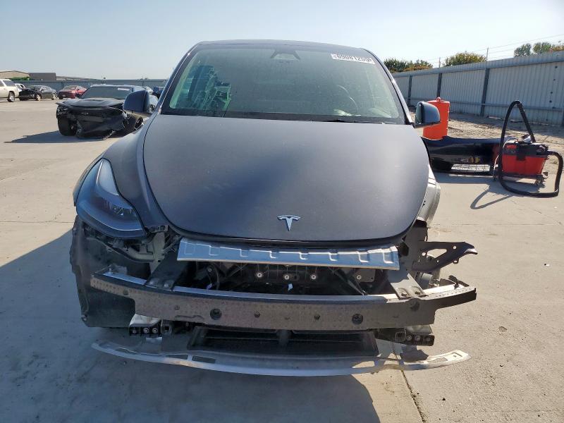 7SAYGDED7RA308461 - 2024 TESLA MODEL Y 灰色 照片 5