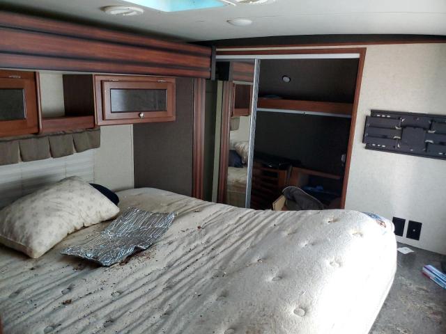 5SFNB3720HE325977 - 2017 HEARTLAND MALLARD 白色 照片 5