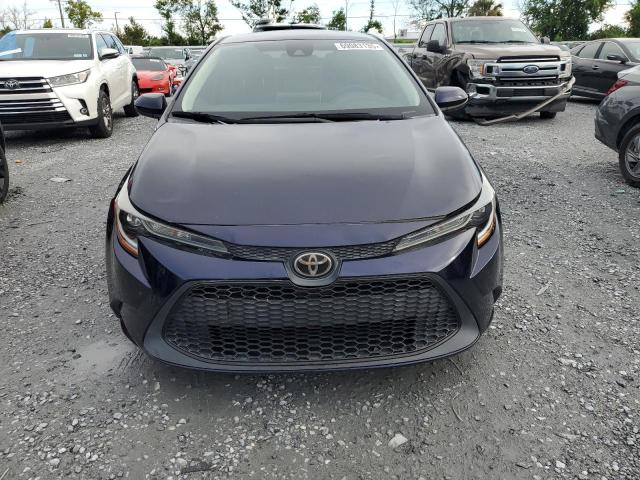 5YFEPMAE3MP158377 - 2021 TOYOTA COROLLA LE BLUE photo 5