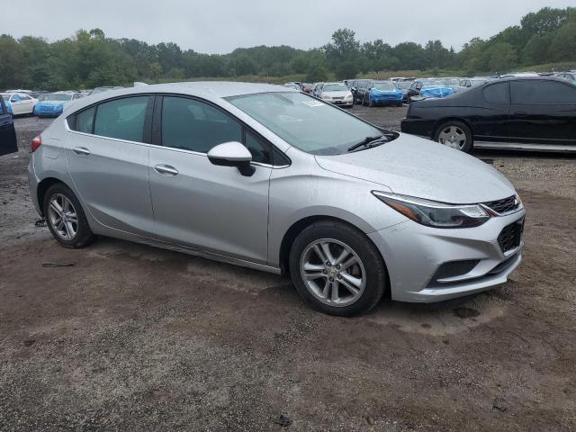 3G1BE6SM3HS522843 - 2017 CHEVROLET CRUZE LT 银色 照片 4