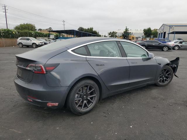 5YJ3E1EA2JF045577 - 2018 TESLA MODEL 3 Graphite photo 3