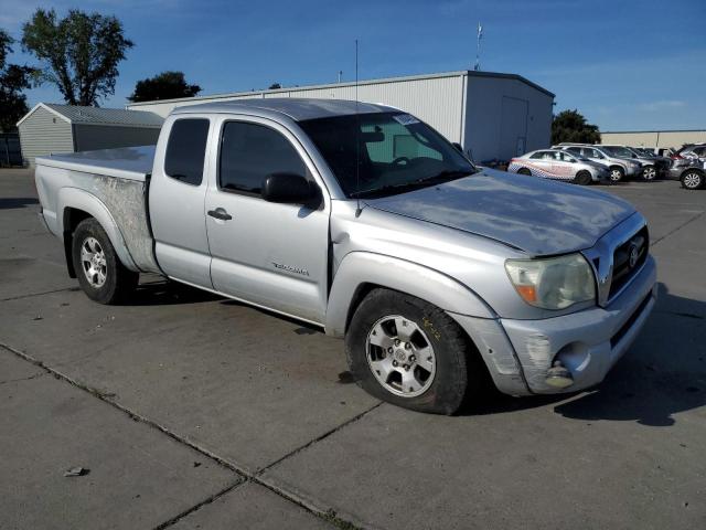 5TEUU42N17Z444715 - 2007 TOYOTA TACOMA ACCESS CAB ვერცხლისფერი ფოტო 4