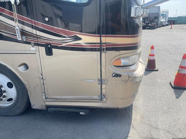 1RF43564093048957 - 2009 ROADMASTER RAIL RAISED RAI CREAM photo 9