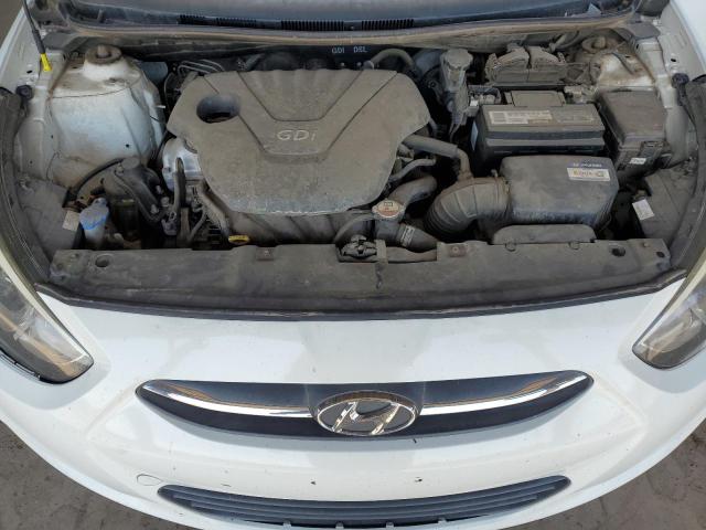 KMHCT4AE3GU965360 - 2016 HYUNDAI ACCENT SE თეთრი ფოტო 11