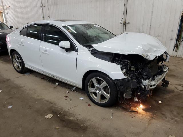 YV1622FSXC2130668 - 2012 VOLVO S60 T5 WHITE photo 4