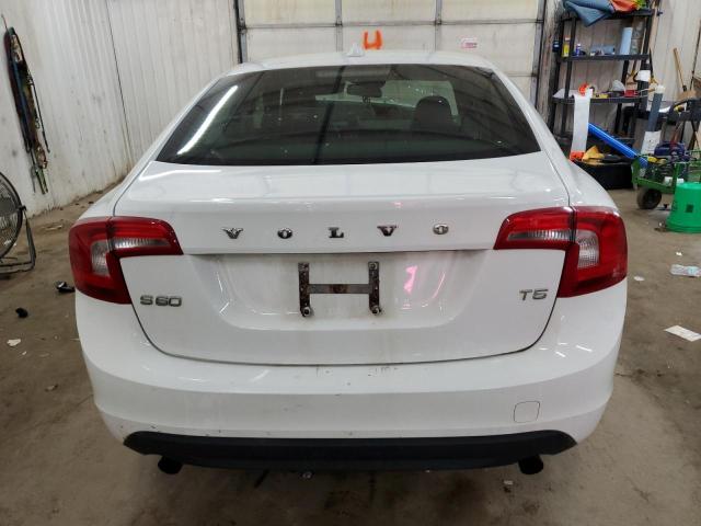 YV1622FSXC2130668 - 2012 VOLVO S60 T5 WHITE photo 6