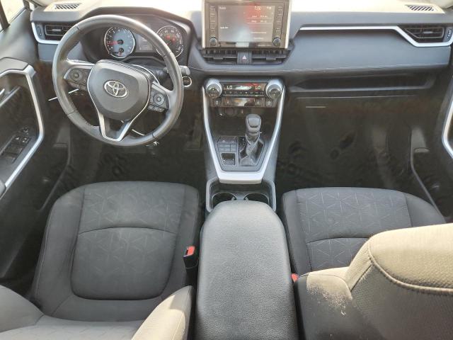 2T3P1RFV3LC136840 - 2020 TOYOTA RAV4 XLE WHITE photo 8