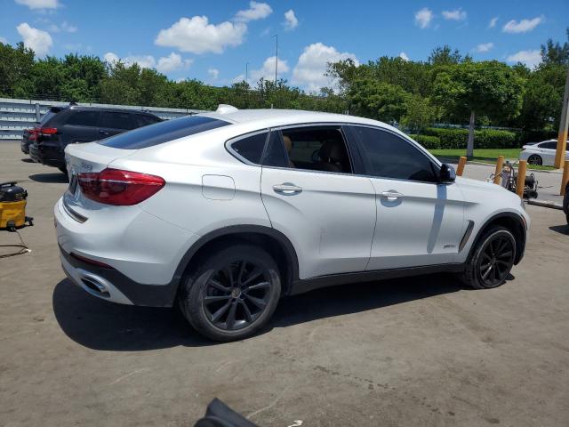 5UXKU2C5XJ0X48819 - 2018 BMW X6 XDRIVE35I WHITE photo 3