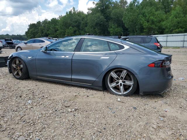 5YJSA1AG7DFP11628 - 2013 TESLA MODEL S Grafit foto 2