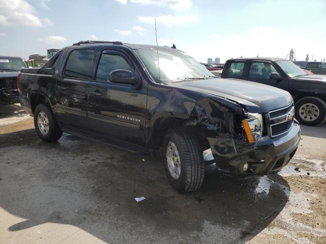 3GNMCEE06DG170063 - 2013 CHEVROLET AVALANCHE LS BLACK photo 4