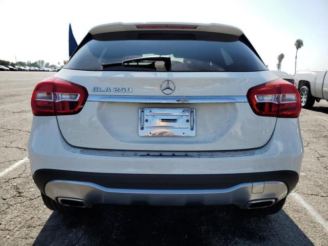 WDCTG4EB5JJ457757 - 2018 MERCEDES-BENZ GLA 250 Beyaz fotoğraf 6