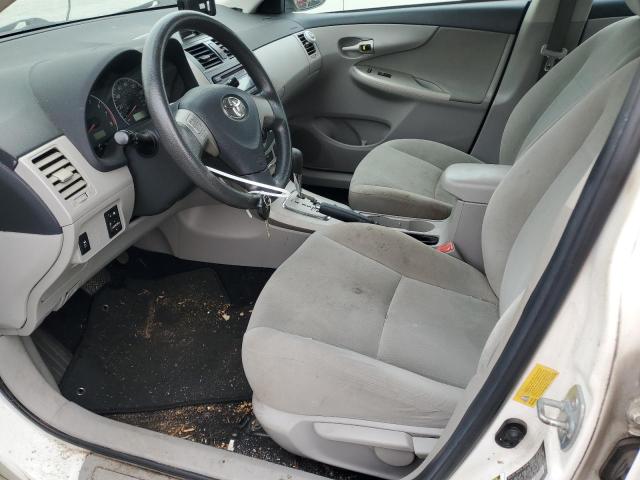 2T1BU4EE9CC805529 - 2012 TOYOTA COROLLA BASE أبيض صورة 7