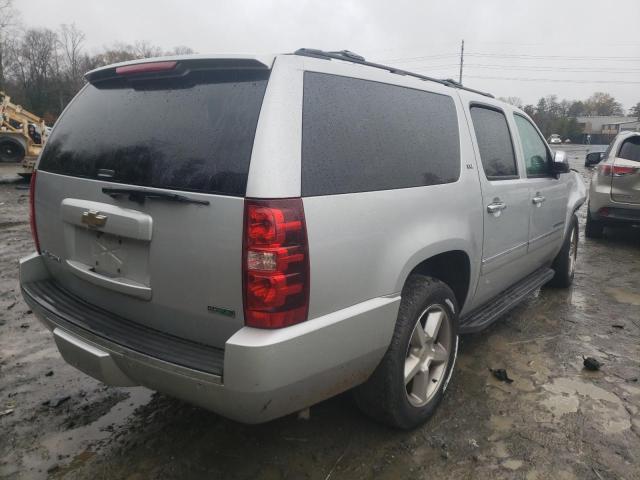 1GNSKKE32BR209974 - 2011 CHEVROLET SUBURBAN K1500 LTZ SILVER photo 3