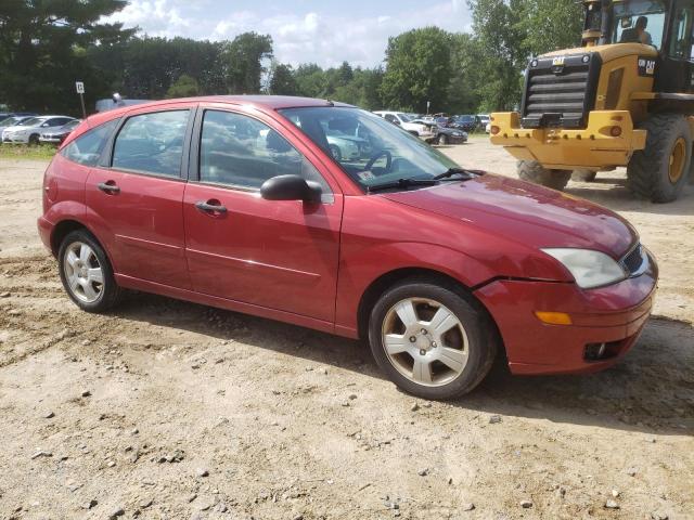 3FAFP37N85R135510 - 2005 FORD FOCUS ZX5 MAROON photo 4