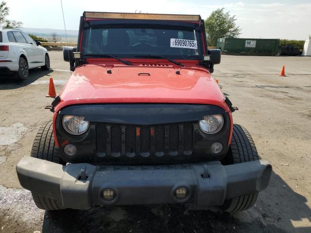 1C4HJWDG2GL104122 - 2016 JEEP WRANGLER UNLIMITED SPORT RED photo 5