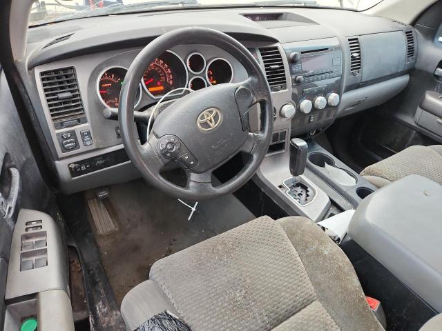 5TFRM5F11BX025511 - 2011 TOYOTA TUNDRA DOUBLE CAB SR5 GRAY photo 8