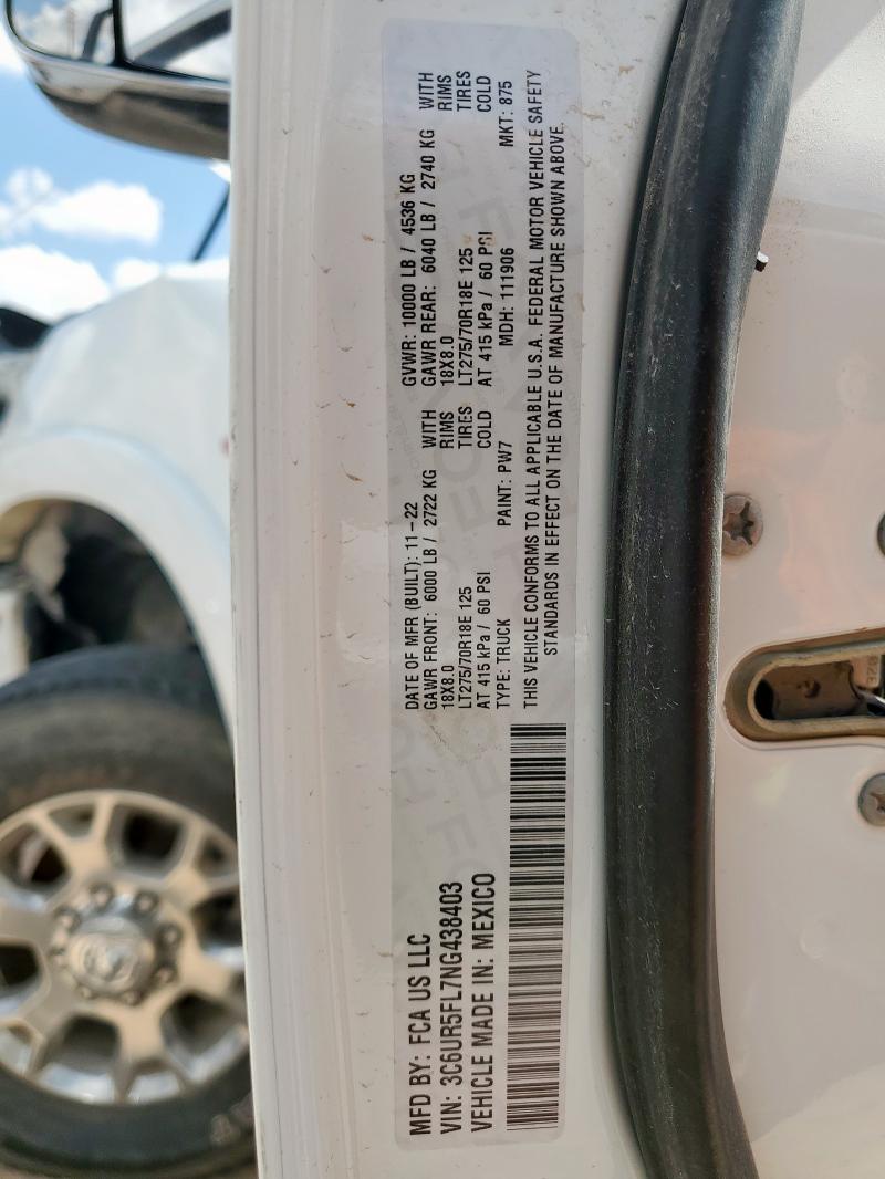 3C6UR5FL7NG438403 - 2022 RAM 2500 LARAMIE WHITE photo 12