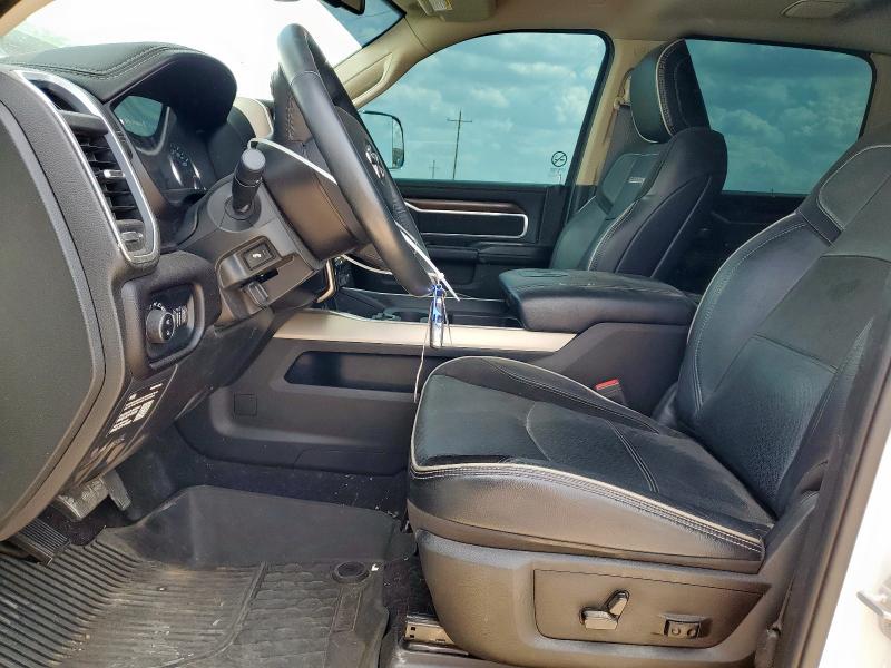 3C6UR5FL7NG438403 - 2022 RAM 2500 LARAMIE WHITE photo 7