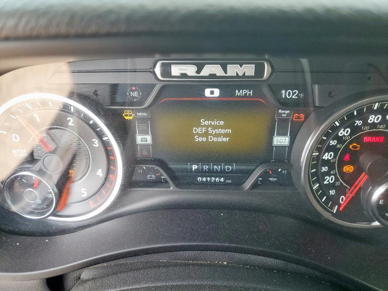 3C6UR5FL7NG438403 - 2022 RAM 2500 LARAMIE WHITE photo 9