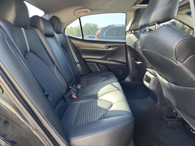 4T1B11HK6JU595363 - 2018 TOYOTA CAMRY L BLUE photo 10